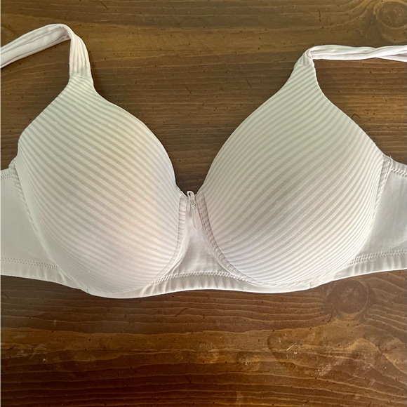 Vanity Fair Full Coverage Comfort Wire Free Bra Convertible Bra 38B - Picture 1 of 9